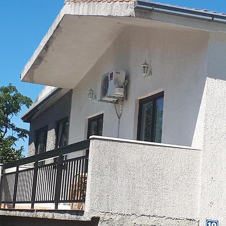 Apartman Emilio Baska Voda Exterior photo