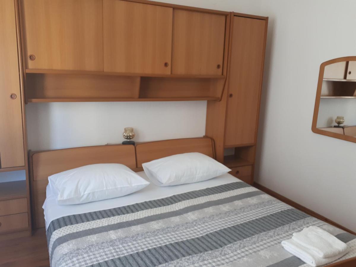 Apartman Emilio Baska Voda Exterior photo