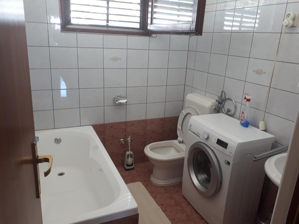 Apartman Emilio Baska Voda Exterior photo