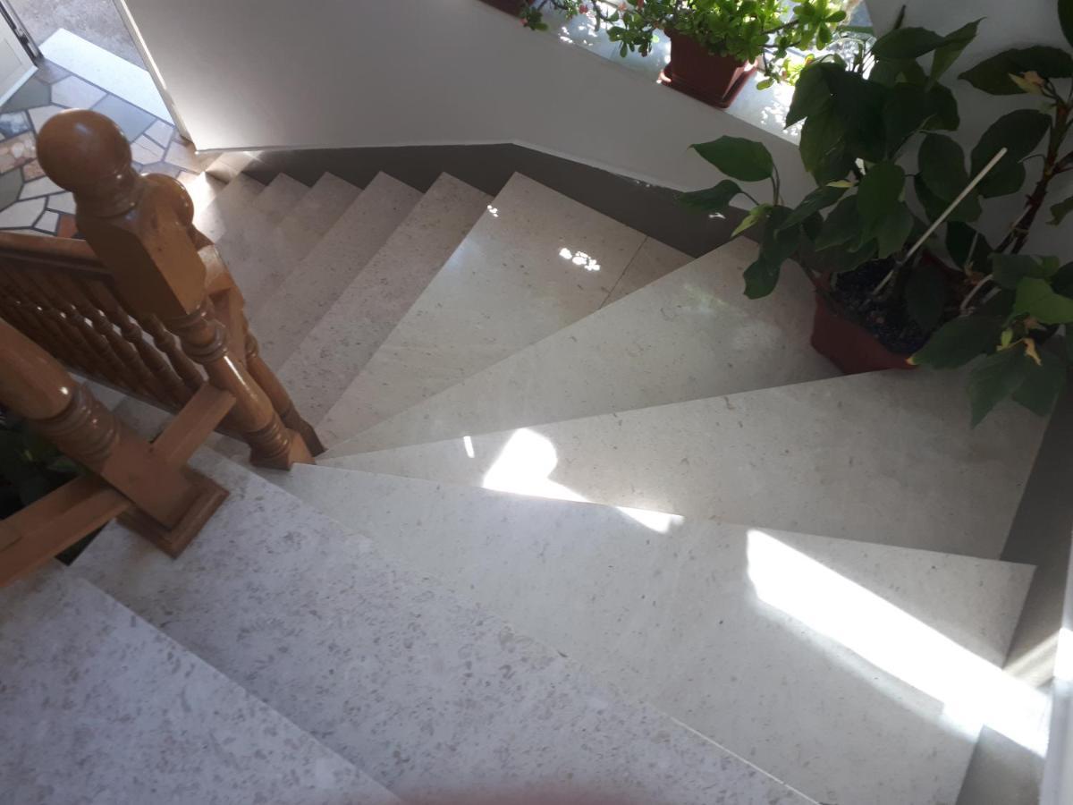 Apartman Emilio Baska Voda Exterior photo